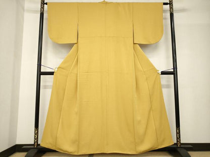 平和屋着物●上質な色無地　山吹茶色　正絹　逸品　AABH5886ck