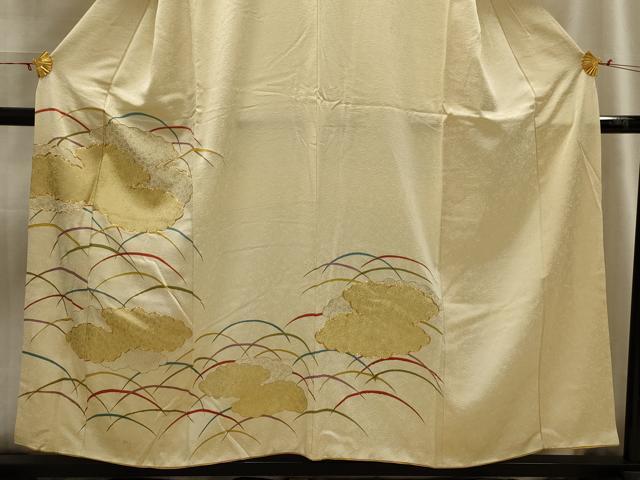 平和屋着物□訪問着 駒刺繍 雲取り花唐草文 金彩 正絹 逸品