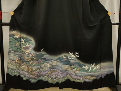 平和屋着物■豪華黒留袖 飛鶴風景文 暈し染め 金銀彩 正絹 逸品 AABH6098sx