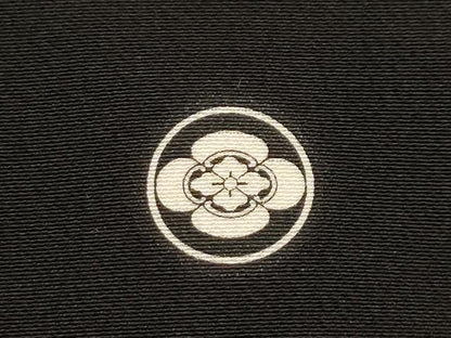 平和屋着物■豪華黒留袖　駒刺繍　松竹梅御所車風景文　金彩　正絹　逸品　AABH6205sx