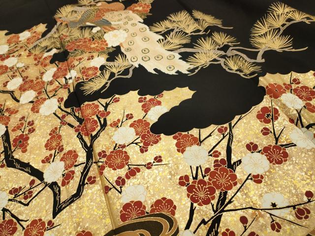 平和屋着物■豪華黒留袖　駒刺繍　孔雀梅松文　金彩　正絹　逸品　AABH6234sx