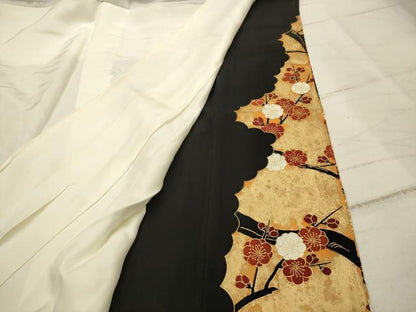 平和屋着物■豪華黒留袖　駒刺繍　孔雀梅松文　金彩　正絹　逸品　AABH6234sx
