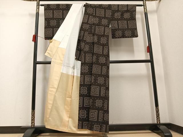 平和屋着物●上質な紬　幾何学文様　正絹　逸品　AABH6805ph