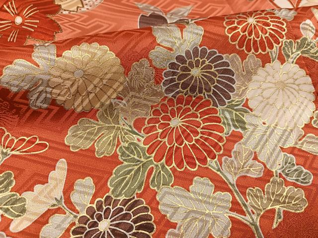 平和屋着物●豪華振袖　駒刺繍　草花文　金彩　正絹　逸品　AABH6825ph