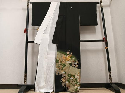 平和屋着物●豪華黒留袖　駒刺繍　流水草花文　金銀彩　正絹　逸品　AABH6828ph