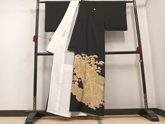 平和屋着物●豪華黒留袖　中国三大刺繍　汕頭刺繍　スワトウ刺繍　草花文　金彩　正絹　逸品　AABH6842ph