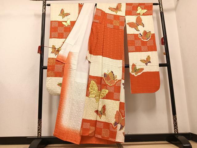平和屋着物●豪華振袖　駒刺繍　絞り　舞蝶文　金彩　正絹　逸品　AABH6852ph