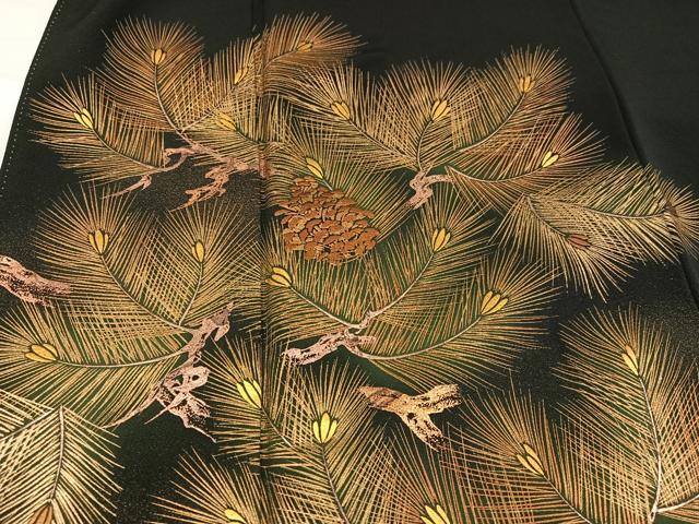 平和屋着物●京友禅作家　元橋宏太郎　黒留袖　手描き　刺繍　松　金彩　正絹　逸品　AABH6871ph