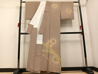 平和屋着物●訪問着　雪芝舞花文　暈し染め　金彩　正絹　逸品　AABH6875ph