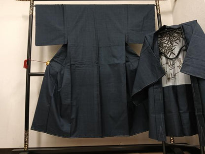 平和屋着物●男性　本場大島紬　アンサンブル　100亀甲　総詰め　正絹　逸品　未使用　AABH6881ph