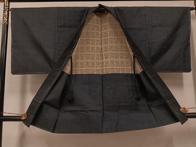 平和屋着物●男性　本場大島紬　アンサンブル　80亀甲　総詰め　正絹　逸品　未使用　AABH6884ph