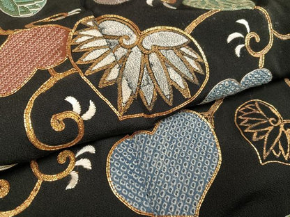 平和屋着物●豪華黒留袖　駒刺繍　葵　金彩　正絹　逸品　AABH6902ph