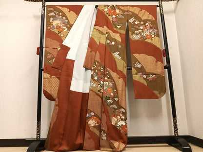 平和屋着物●豪華振袖　駒刺繍　雪輪御所車草花文　金彩　正絹　逸品　AABH6903ph
