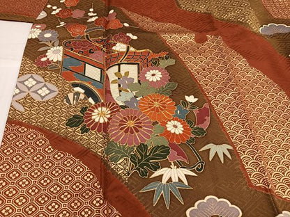 平和屋着物●豪華振袖　駒刺繍　雪輪御所車草花文　金彩　正絹　逸品　AABH6903ph