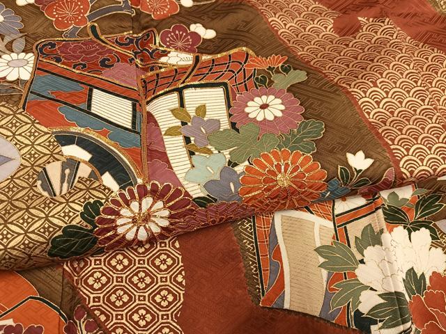 平和屋着物●豪華振袖　駒刺繍　雪輪御所車草花文　金彩　正絹　逸品　AABH6903ph 平和屋着物○豪華振袖 駒刺繍 雪輪御所車草花文 金彩 正絹 逸品