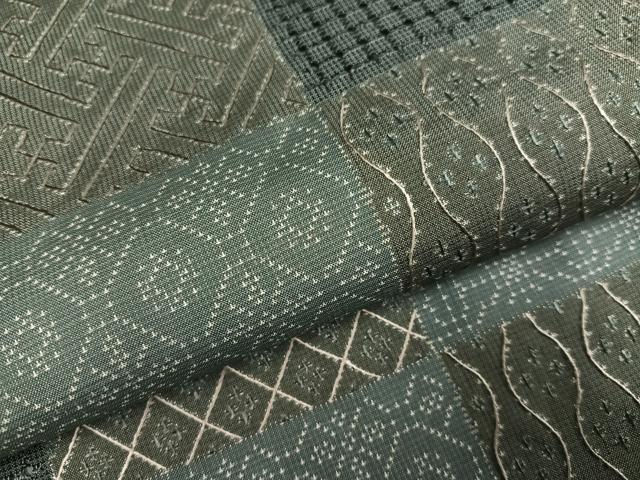 平和屋着物●本場大島紬　中国三大刺繍　汕頭刺繍　スワトウ刺繍　カタス7マルキ　市松吉祥文　正絹　逸品　未使用　AABH6923ph