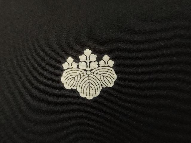 平和屋着物●豪華黒留袖　作家物　花蝶文　金彩　正絹　逸品　AABH7020ck