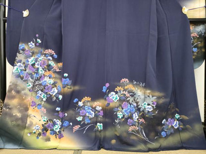 平和屋着物●豪華振袖　草花文　暈し染め　金彩　ロング丈　正絹　逸品　AABH7037ck