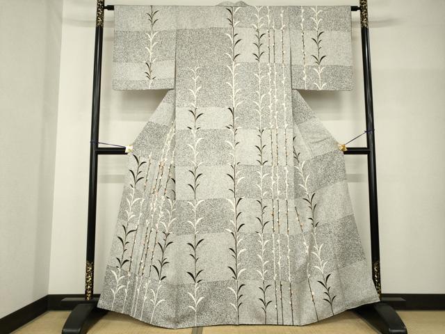 平和屋着物●訪問着　草花文　黒地　金彩　正絹　逸品　AABH7051ck