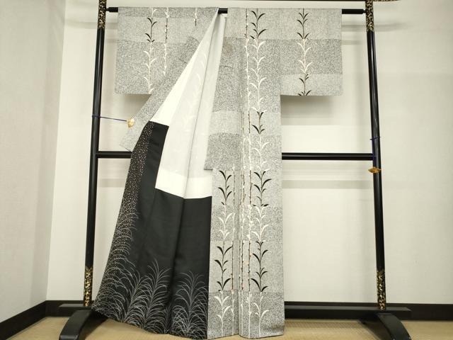 平和屋着物●訪問着　草花文　黒地　金彩　正絹　逸品　AABH7051ck