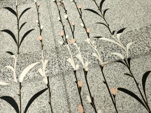 平和屋着物●訪問着　草花文　黒地　金彩　正絹　逸品　AABH7051ck