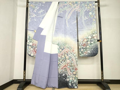 平和屋着物●伯河貞雄　振袖　辻が花　絞り　舞花文　暈し染め　銀通し地　正絹　逸品　AABH7053ck