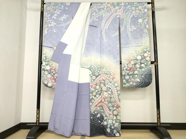 平和屋着物●伯河貞雄　振袖　辻が花　絞り　舞花文　暈し染め　銀通し地　正絹　逸品　AABH7053ck