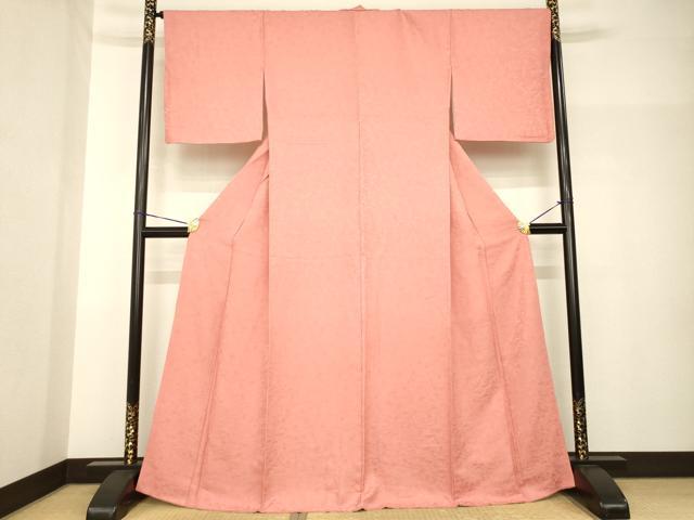 平和屋着物●上質な色無地　松竹梅地紋　甚三紅色　正絹　逸品　未使用　AABH7062ck 平和屋着物○上質な色無地 松竹梅地紋 甚三紅色 正絹 逸品 未