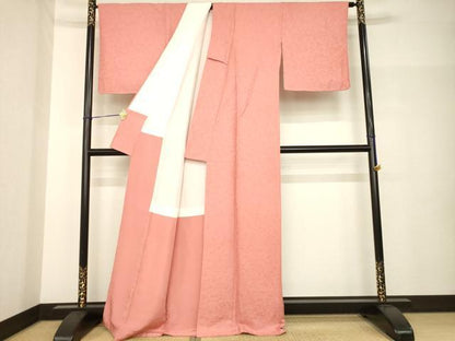 平和屋着物●上質な色無地　松竹梅地紋　甚三紅色　正絹　逸品　未使用　AABH7062ck