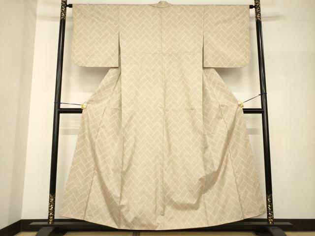 平和屋着物○東郷織物謹製 本場大島紬 160亀甲 檜垣文 正絹 逸品