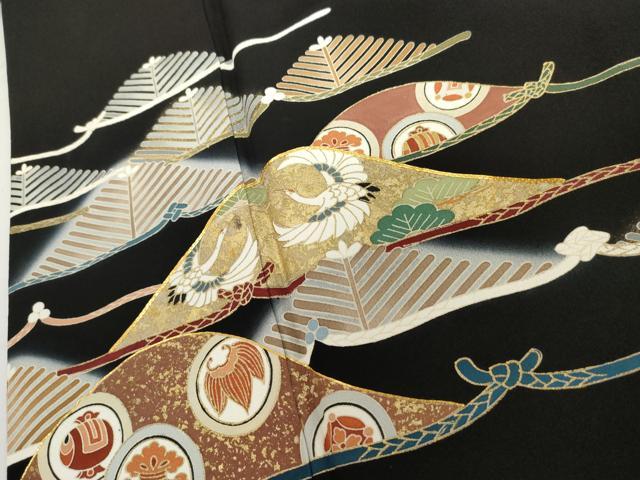 平和屋着物●創業460年・千總　黒留袖　駒刺繍　双鶴吉祥松文　金彩　正絹　逸品　AABH7139cs