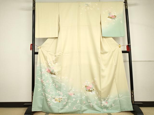 平和屋着物●訪問着　地紙花蝶芝文　暈し染め　金彩　正絹　逸品　AABH7180cs
