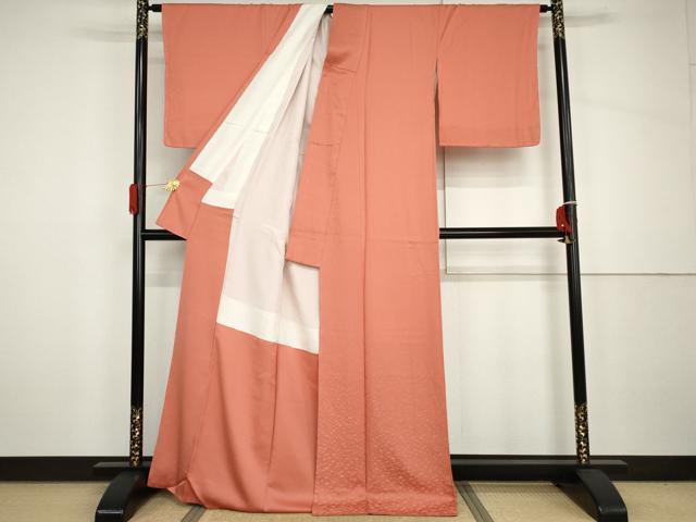 平和屋着物●上質な色無地　あられ地紋　鉛丹色　正絹　逸品　未使用　AABH7185cs