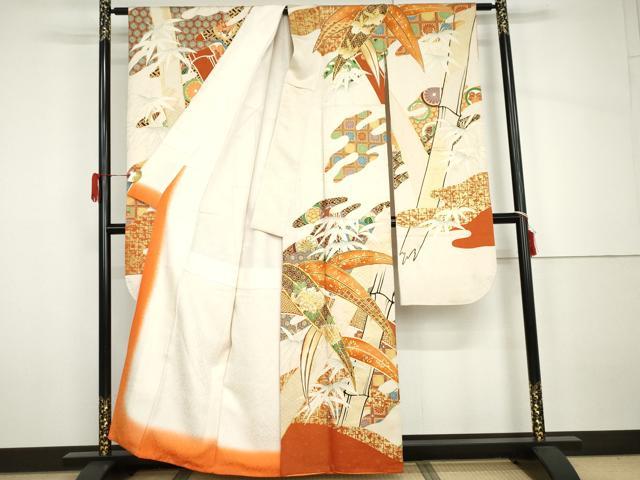 平和屋着物●豪華振袖　駒刺繍　笹竹吉祥文　金彩　金通し地　正絹　逸品　AABH7191cs