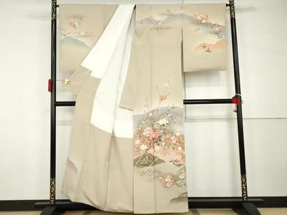 平和屋着物●伝統工芸士　吉岡肇　訪問着　鴛鴦枝花文　暈し染め　金彩　正絹　逸品　AABH7208cs