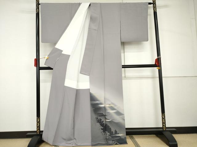 平和屋着物●染色作家　津室朱光　色留袖　重ね山樹林シルエット　暈し染め　金銀彩　正絹　逸品　AABH7214cs