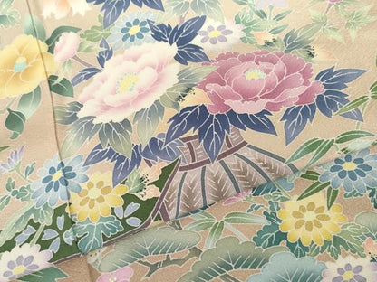 平和屋着物●本加賀友禅作家　染元千紅代表　寺西一紘　色留袖　松竹梅飾花文　正絹　逸品　AABH7215cs