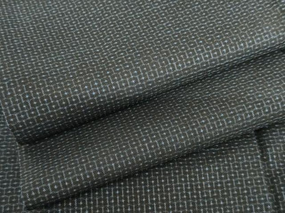 平和屋着物●男性　本場大島紬　80亀甲　総詰め　正絹　逸品　AABH7221cs