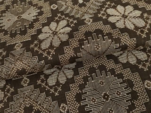 平和屋着物●本場大島紬　龍郷絣　花菱文　正絹　逸品　未使用　AABH7222cs