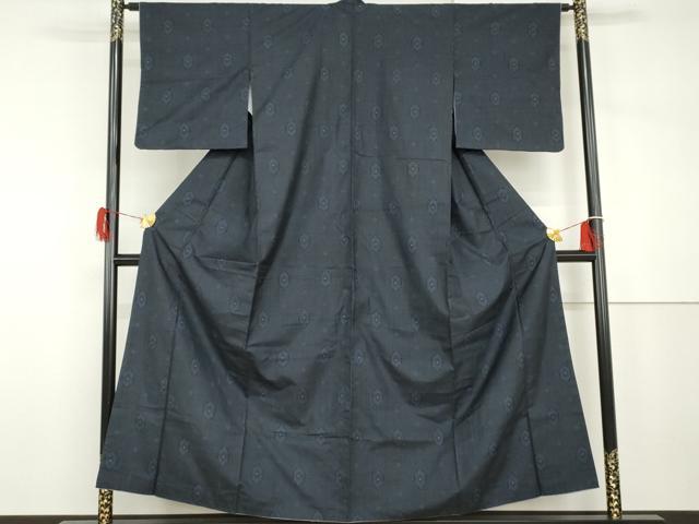 平和屋着物●本場大島紬　割り込み絣　亀甲花文　正絹　逸品　AABH7251cs