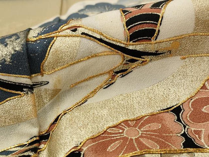 平和屋着物■豪華黒留袖　駒刺繍　扇面飛鶴花文　暈し染め　金彩　正絹　逸品　AABH7399st