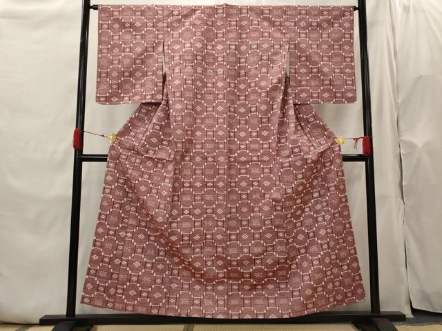 平和屋着物▽上質な紬 　単衣　 琉球絣文様　正絹　逸品　未使用　AABH7479st