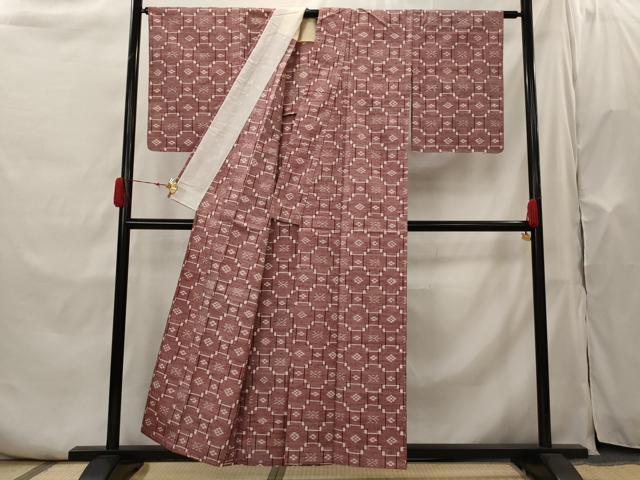 平和屋着物▽上質な紬 　単衣　 琉球絣文様　正絹　逸品　未使用　AABH7479st