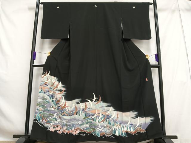 平和屋着物■豪華黒留袖　作家物　鴛鴦飛鶴花松文　暈し染め　金彩　正絹　逸品　AABH7509oa