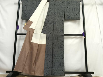 平和屋着物■本場大島紬　7マルキ　枝葉文　正絹　逸品　AABH7521oa