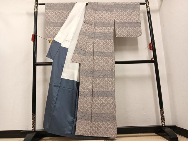 平和屋着物●上質な小紋　紬地　絞り　横段文　正絹　逸品　AABH8244ph