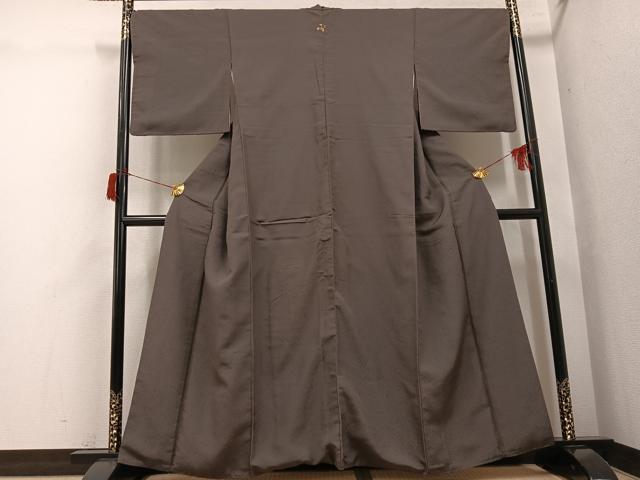平和屋着物●お召　草花地紋　色無地　樺色　正絹　逸品　AABH8249ph 平和屋着物○お召 草花地紋 色無地 樺色 正絹 逸品 AABH8249ph