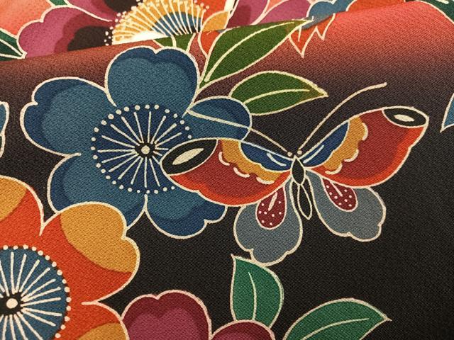 平和屋着物●豪華振袖　紅型　草花舞蝶文　暈し染め　正絹　逸品　AABH8300ph
