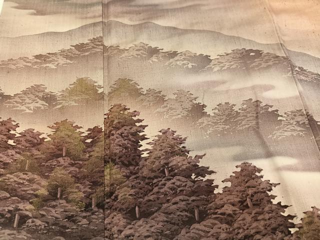 平和屋着物●訪問着　紬地　ろうけつ染め　樹林文　暈し染め　正絹　逸品　AABH8304ph