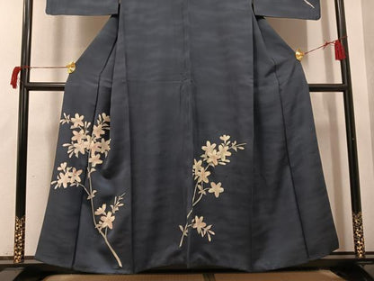 平和屋着物●訪問着　駒刺繍　枝桜文　暈し染め　金彩　正絹　逸品　AABH8317ph